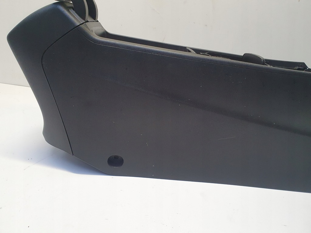 фото №8, Insignia b тунель середній підлокітник зарядний пристрій