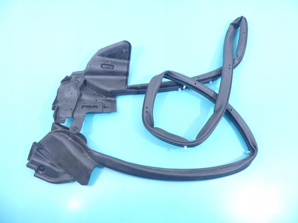 фото №9, Прокладка дверь правый перед tesla model s 12-16