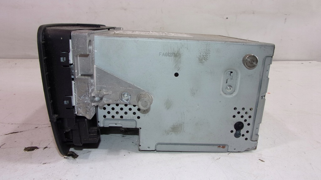 фото №10, Радіо mercedes w204 a2049009810