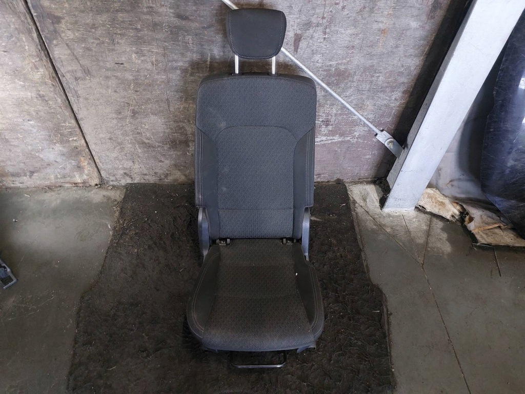 фото №13, Сиденья комплект левый перед + задняя kia carens iv lift