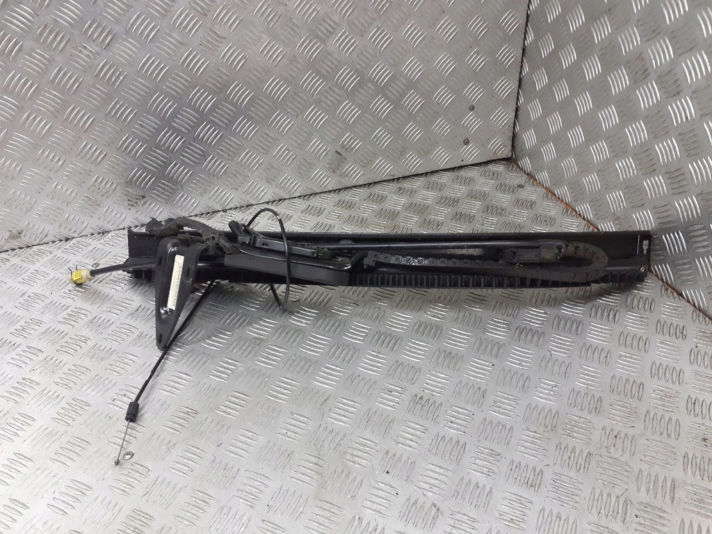 фото №1, Направляющая левая дверь chrysler grand voyager iv