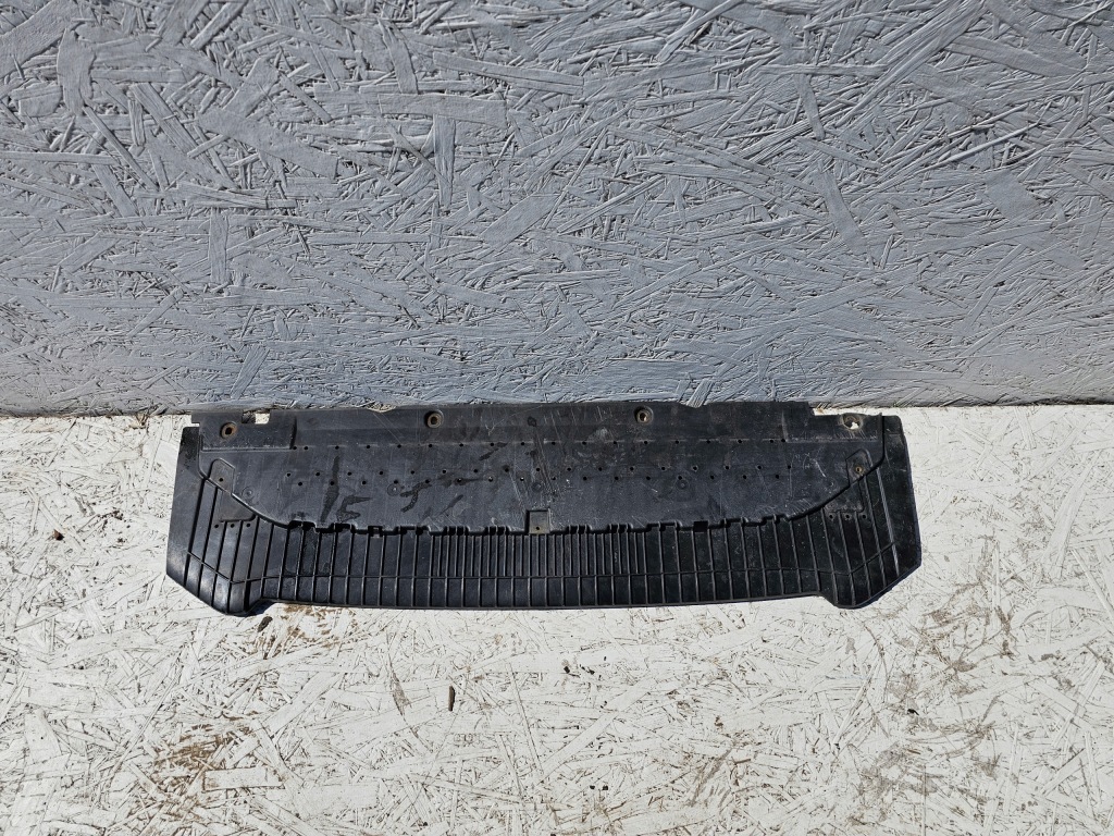 Купить A4 8k рестайлинг  пол накладка бампера 8k0807611