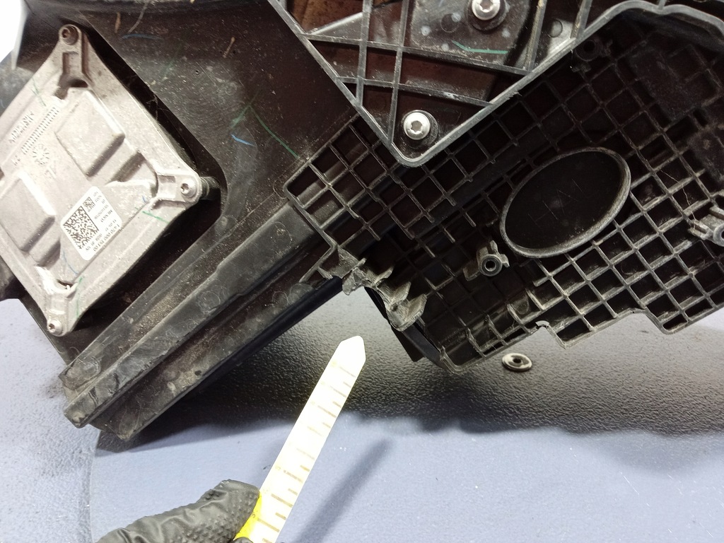 фото №6, Chrysler pacifica ii 16-20 фара правый противотуманная фара led 68228946ae