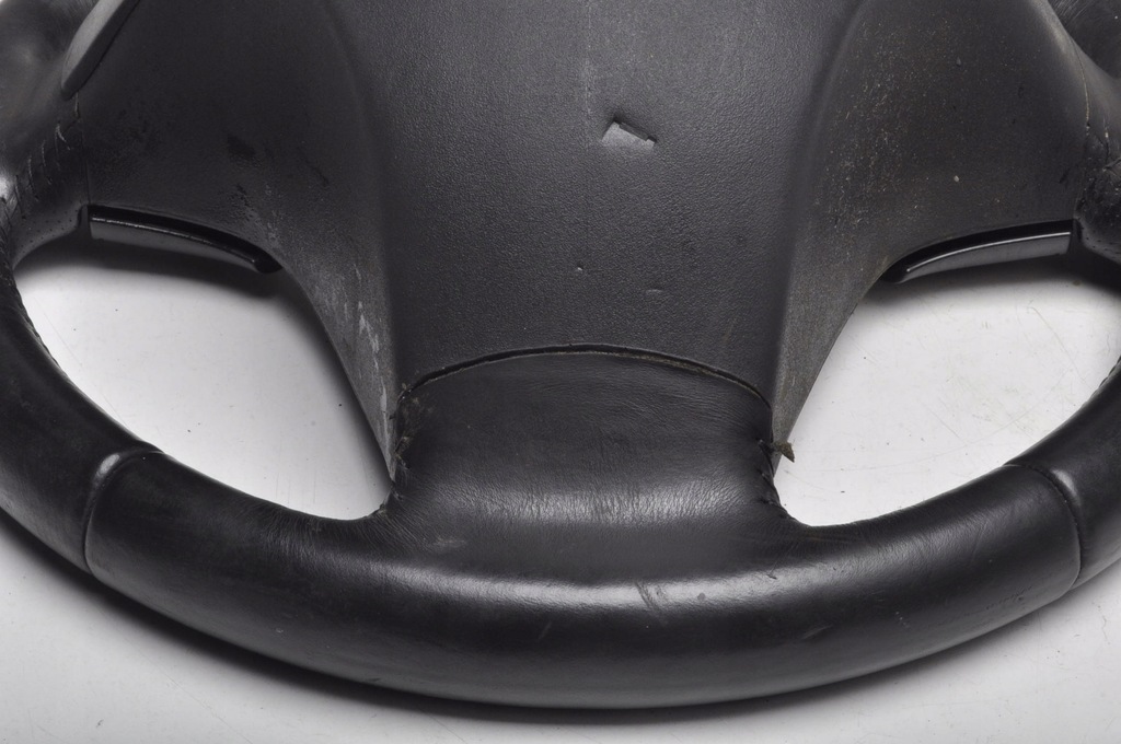 фото №13, Volvo c30 s40 ii v50 c70 воздуховод кожаный 30778742