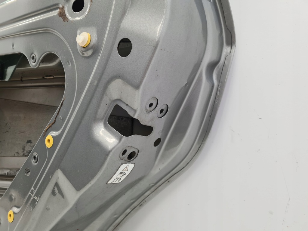 Alfa romeo 159 двері правий задній sedan 651 Недорого