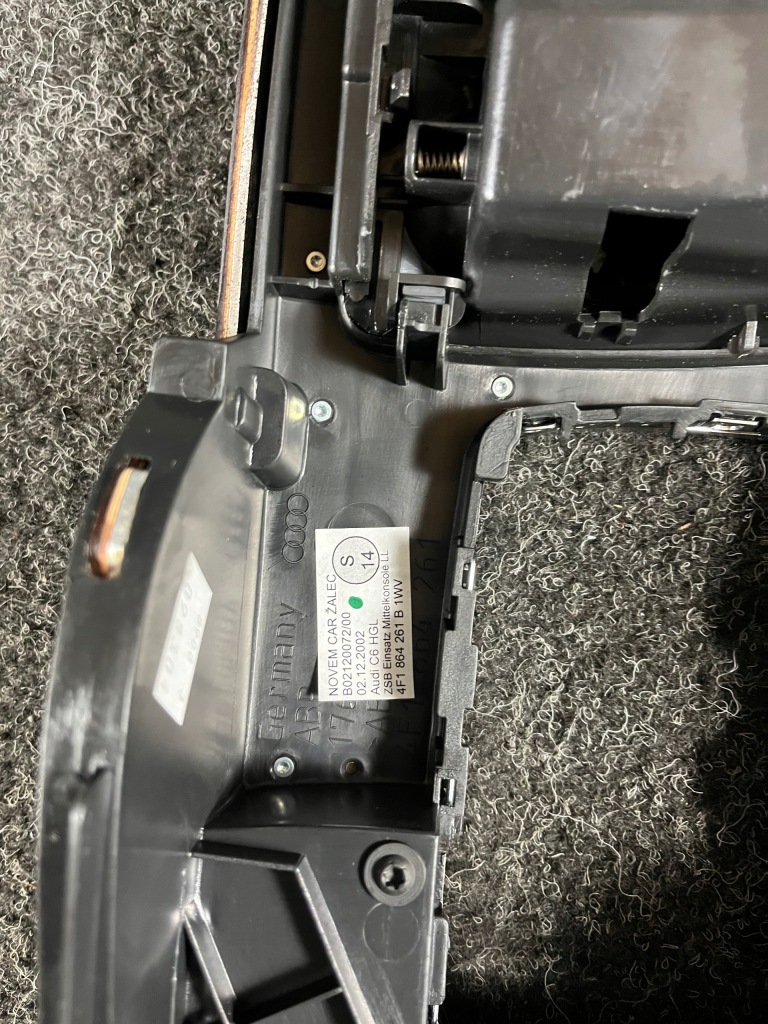 фото №16, Audi a6 c6 панель mmi тунель середній панель  комплект