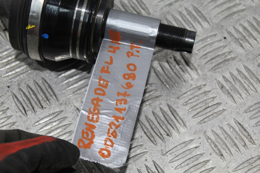 фото №2, Приводной вал правый задняя jeep renegade lift 00521137680