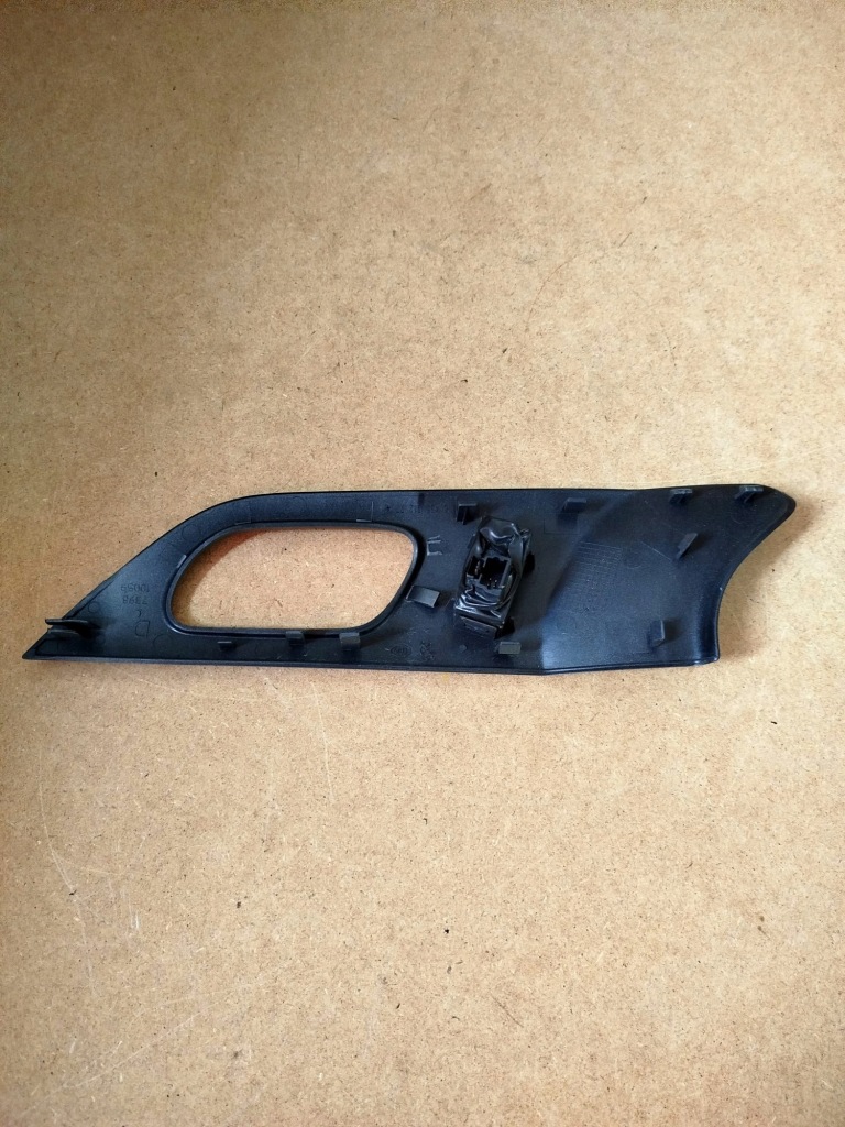 фото №2, Переключатель стекло правый перед рамка peugeot 407 sw