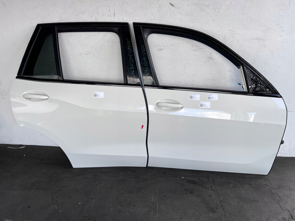 фото №1, Двері правий перед bmw x5 g05 f95 колір a300