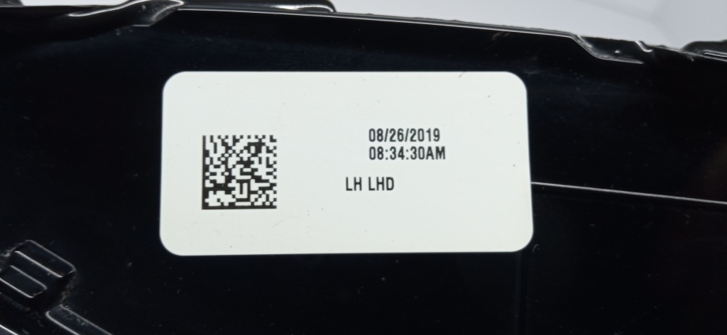 Tesla model 3 3 17- фара ліва перед передня full led 1077375-00-c Зі Шроту