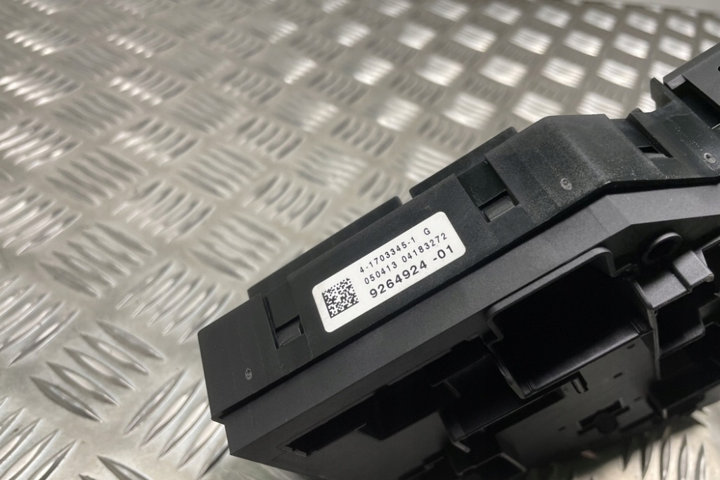 Коробка запобіжників bmw 7 f01, f02 9264924 3.0l дизель 190kw 2013 Доставка