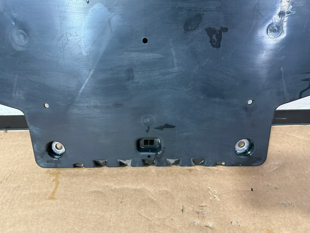 Захист дна, pod підрамник, накладка підрамник mercedes eqa w243, h243 Зі Шроту