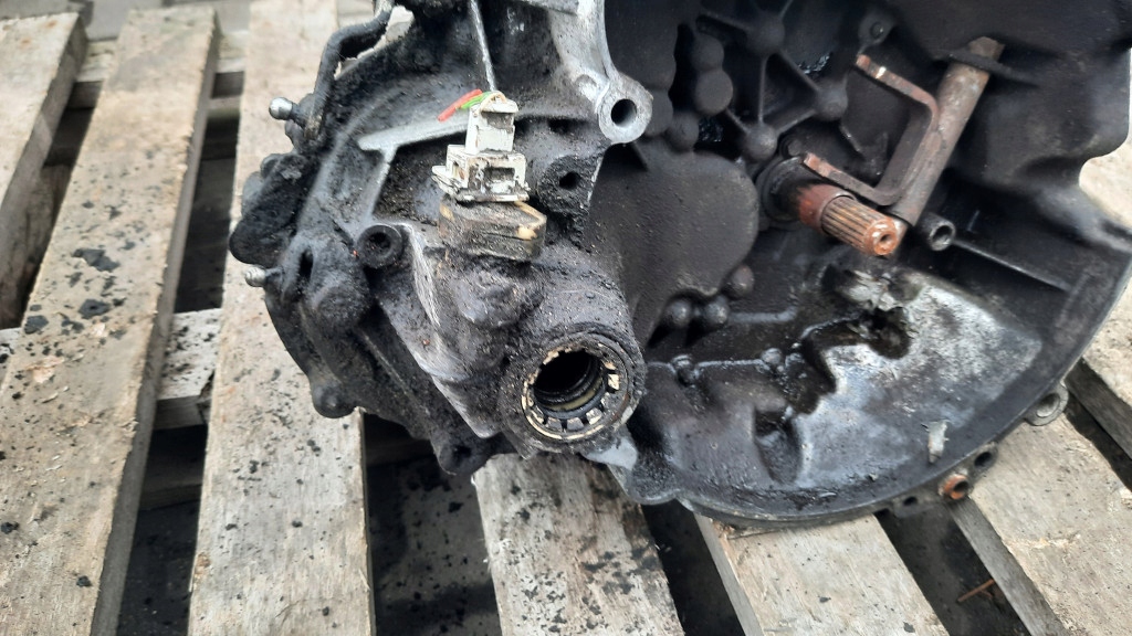 фото №6, Коробка передач передач 20ce88 peuegot 206 1.1b