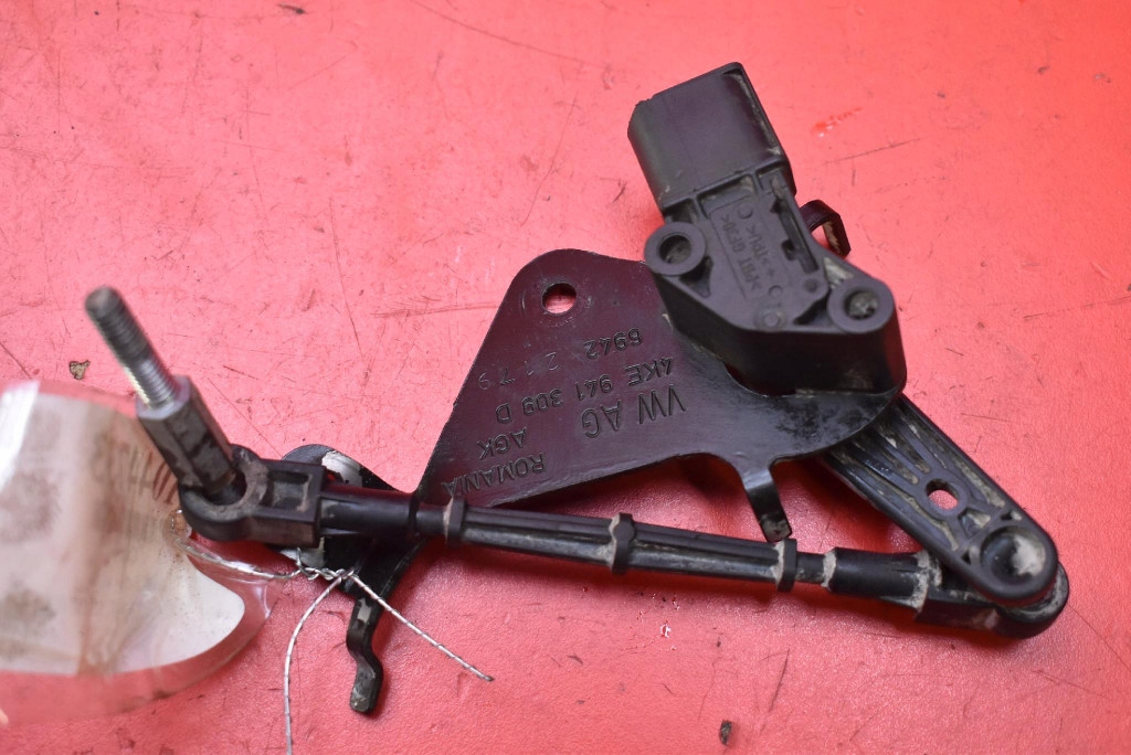 Датчик вирівнювання світла ліва задній 4ke941309d audi e-tron 55 18-21 в Україні