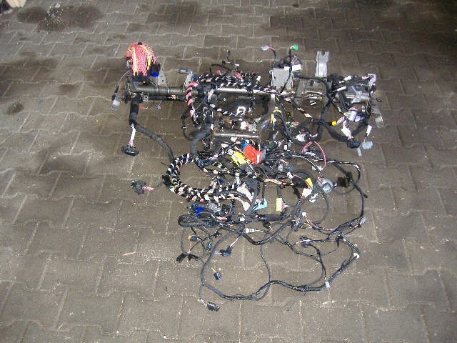 фото №1, Smart forfour 453 підсилювач труба каркас консолі