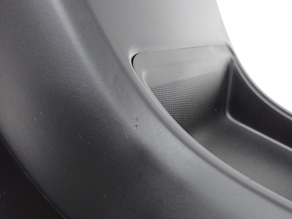 Тунель підлокітник європа оригінал 08632777 volvo v40 2 15r Оригінал