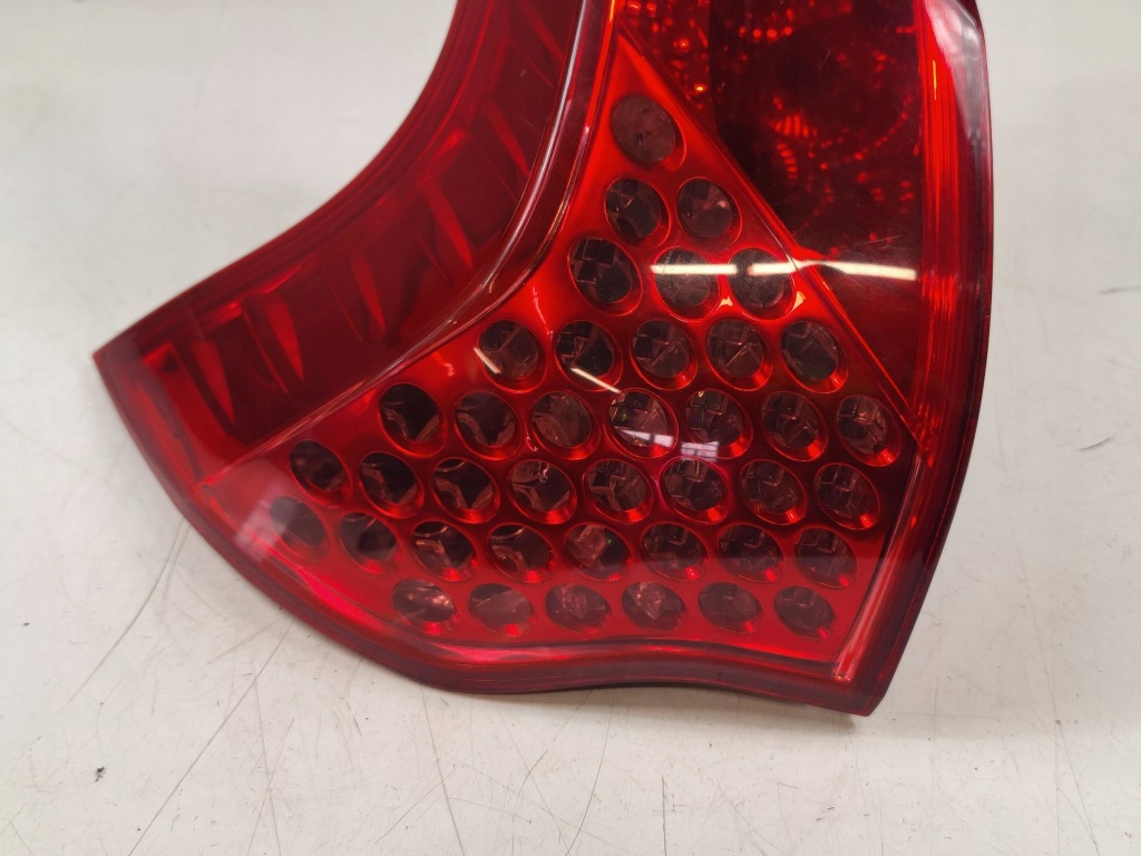 фото №8, Лампа левая задняя задняя w крыло peugeot 3008 i 9683460880