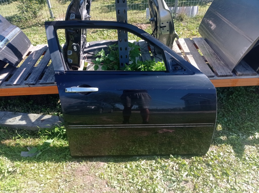 фото №1, Chrysler 300c дверь правый перед pxr