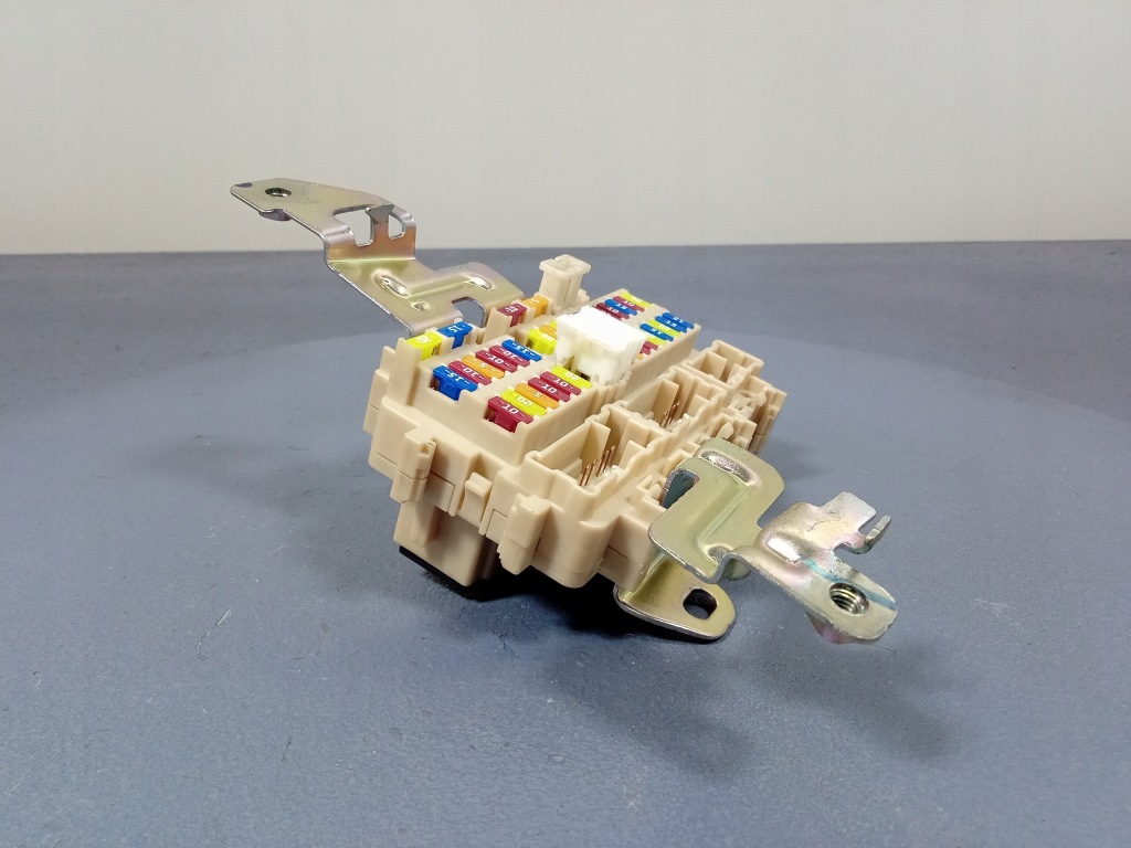 фото №1, Nissan qashqai ii j11 коробка запобіжників 4eb0a