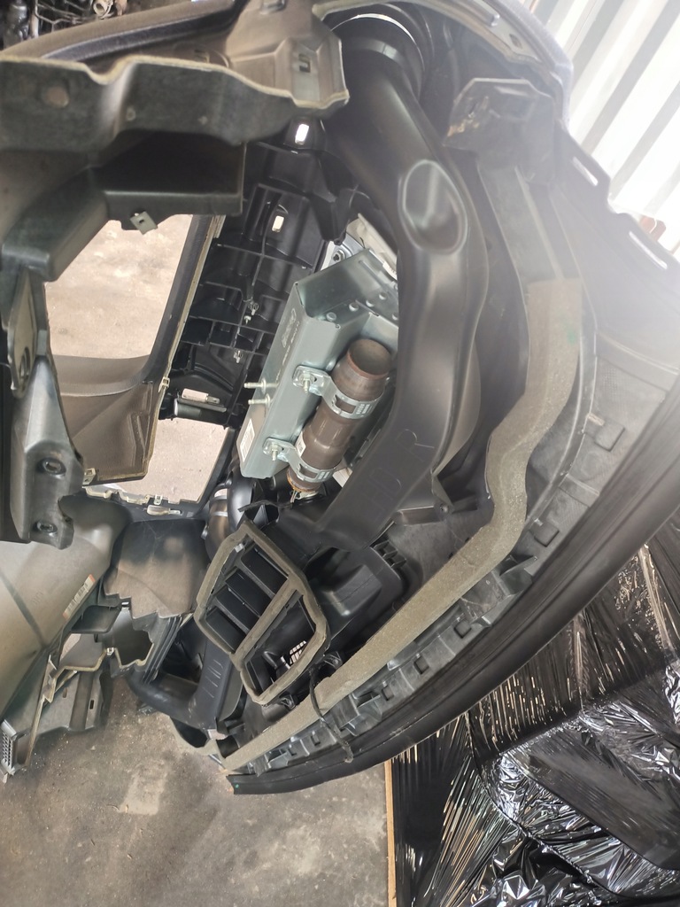 фото №13, Mondeo mk4 07-14r консоль приборная панель приборная панель europa