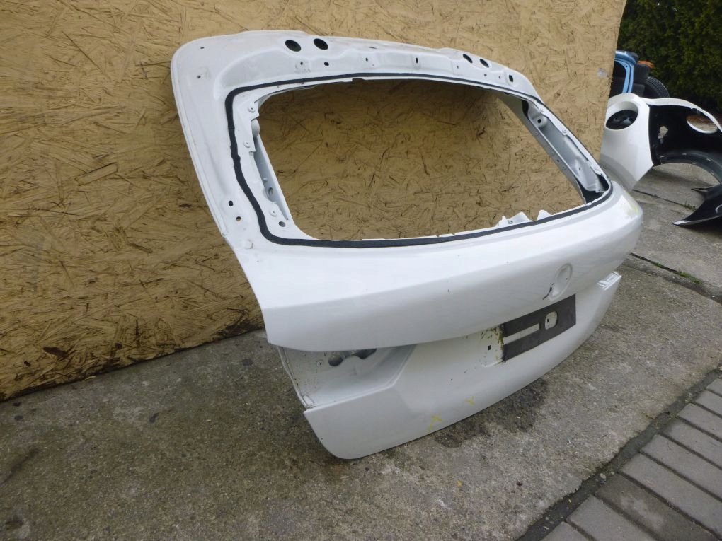 фото №3, Bmw 1 f40 20- крышка багажника задняя