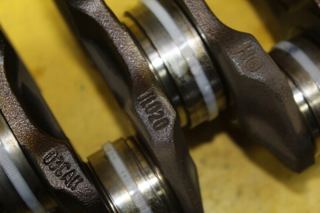 фото №11, Wał колінчастий 03cak golf v touran 1.6 blf