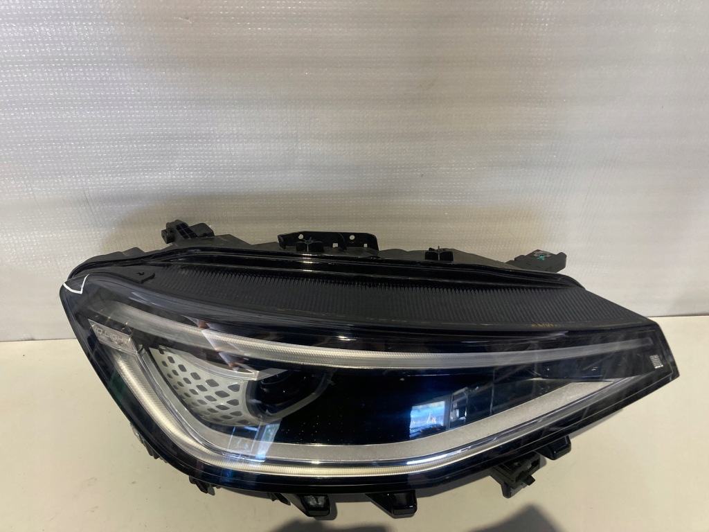 фото №9, Лампа перед правый full led iq.light vw id.4 11b941036m