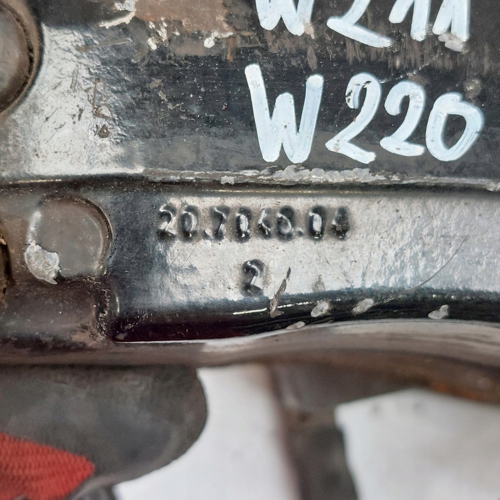 фото №9, Mercedes w211 w220 суппорт тормозной правый перед brembo 20704704
