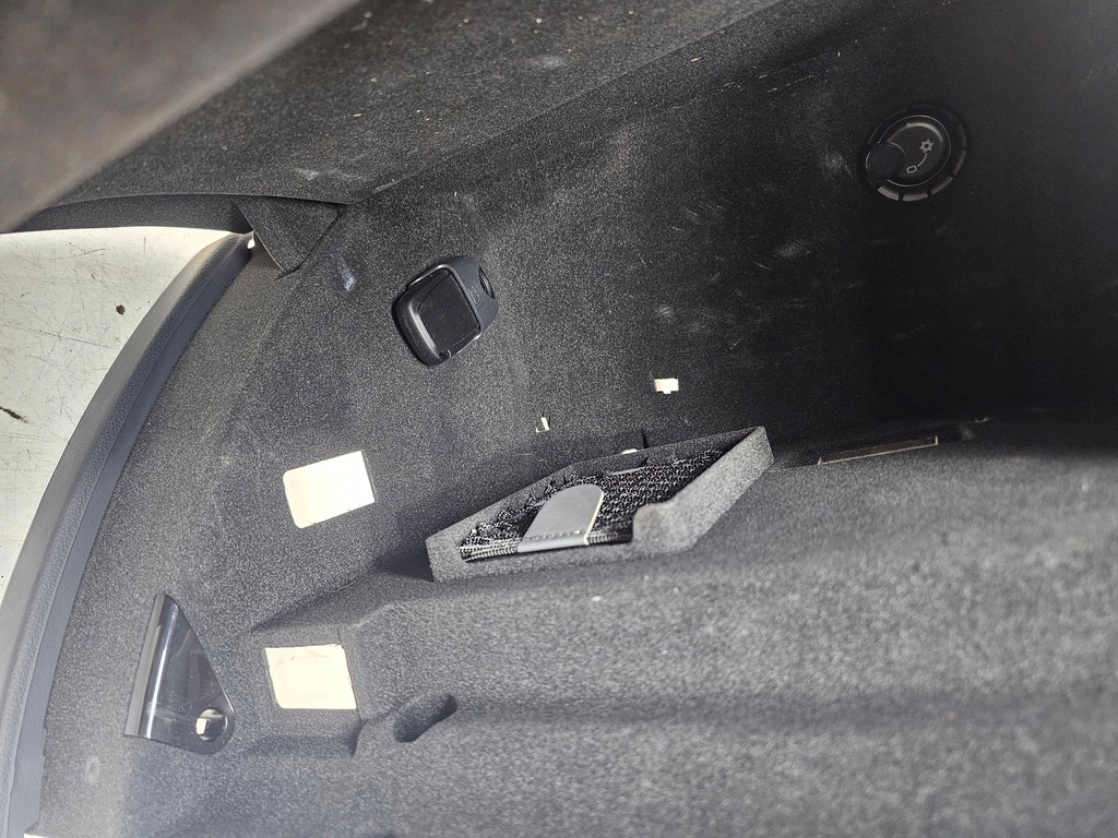 фото №9, Бардачок пассажира audi q5 8r 8r1857035h 6ps