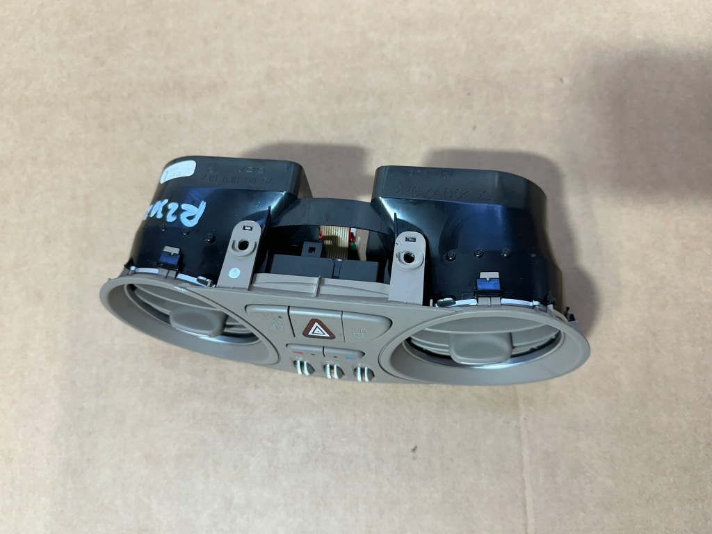 Kartka обдув середня, середина, повітропровід mercedes sl r230, w230 za, бежева Київ