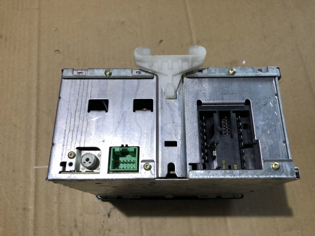 фото №4, Радио кассетный ford galaxy i 96ap-18k876-cc