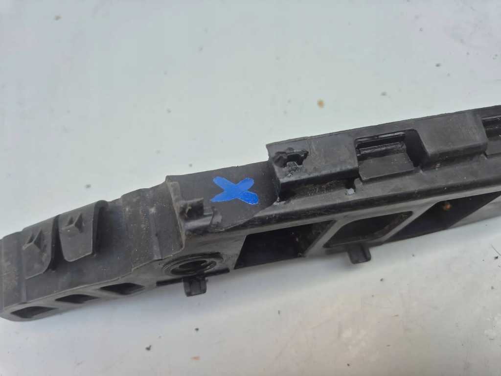 фото №6, Напрямна кронштейн бампера правий перед 1k8807184a vw scirocco iii 1k8