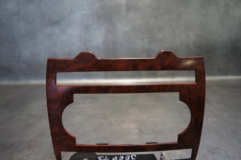 фото №6, Рамка консоли радио средняя jeep commander xk grand cherokke