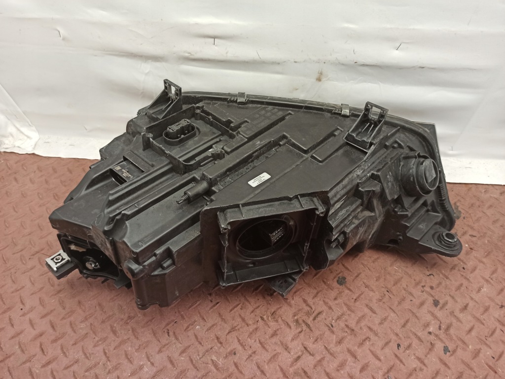 Audi q5 80a full led nie-klejona демонтаж європа гарний стан фара правий Доставка