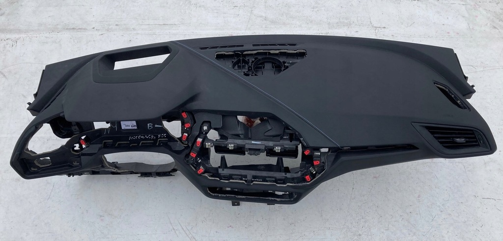 фото №5, Bmw 1 f40 f44 hud панель приладів панель приладів консоль подушки безпеки ремені