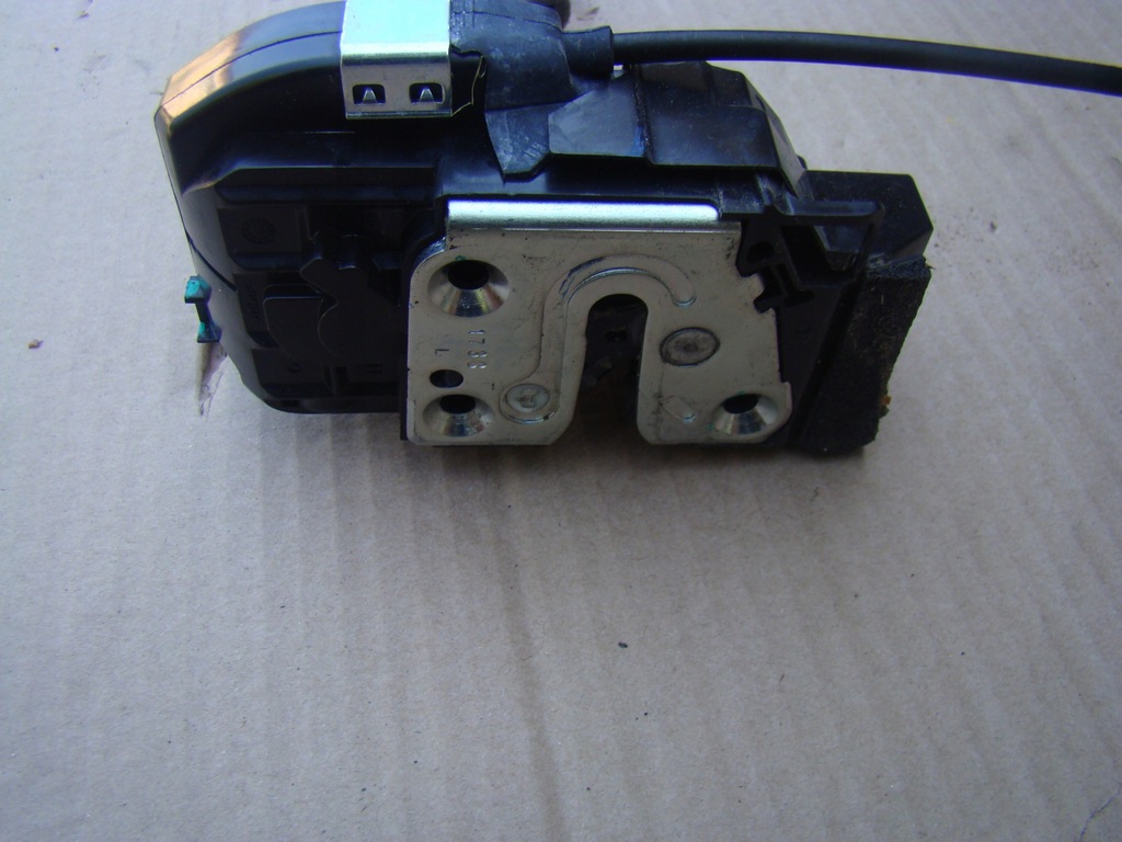 фото №2, Замок двері лівий задня - renault koleos ii 2 2018