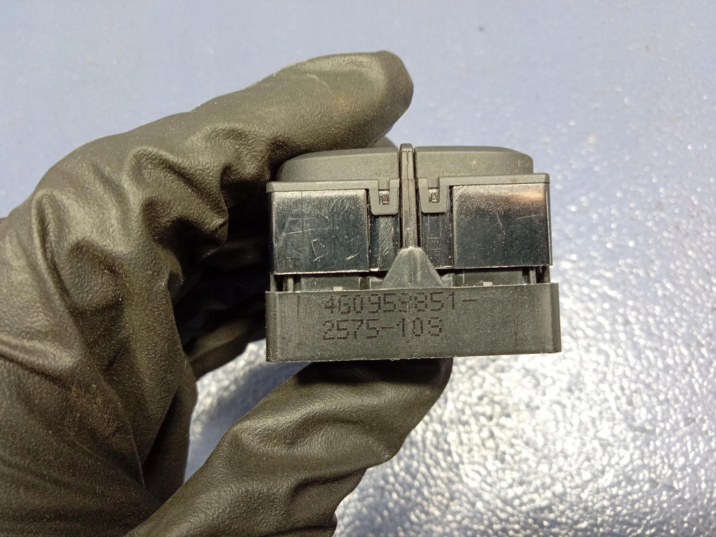 фото №7, Audi a7 4g панель перемикач вікон лівий перед 4g0959851