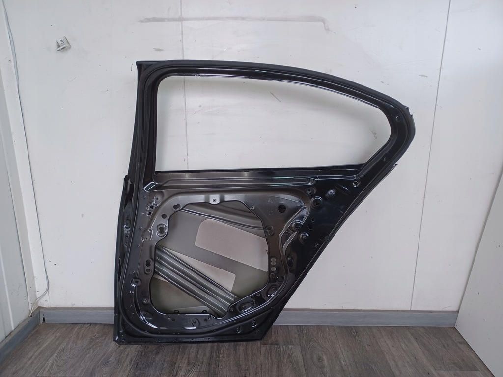 фото №13, Дверь ---- bmw 5 g60 sedan ---- задние правое ----