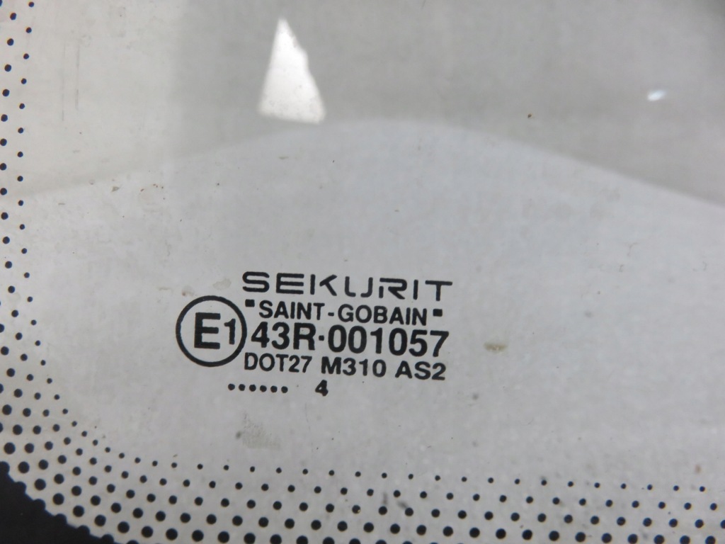 фото №6, Стекло задняя vw transporter t4 bus