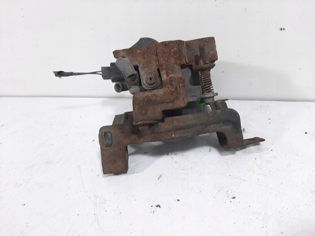 фото №10, Mitsubshi lancer vii kombi 1.6 16v 04r противотуманная фара передний левый