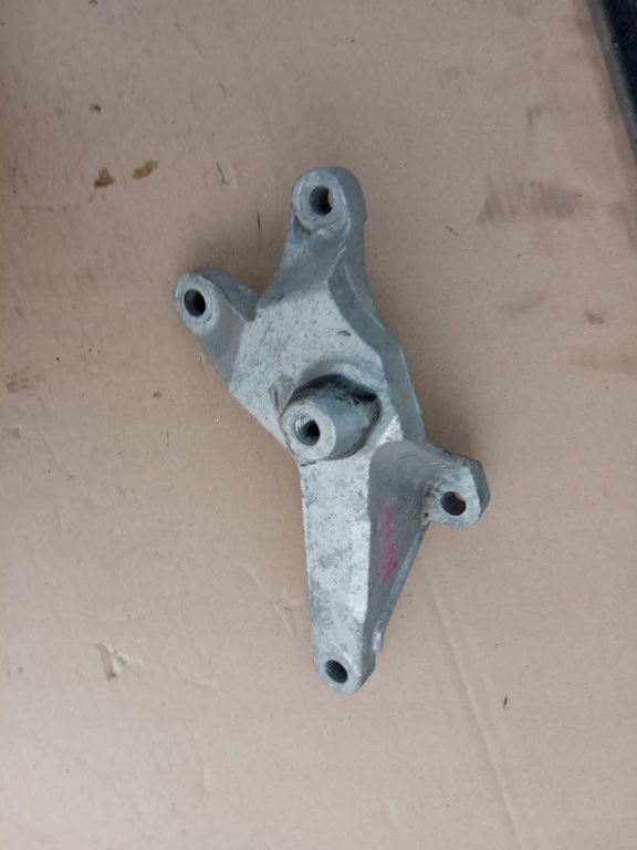 фото №6, Ford kuga mk2 2.0 tdci автоматическая коробка передач 13-19- кронштейн коробки