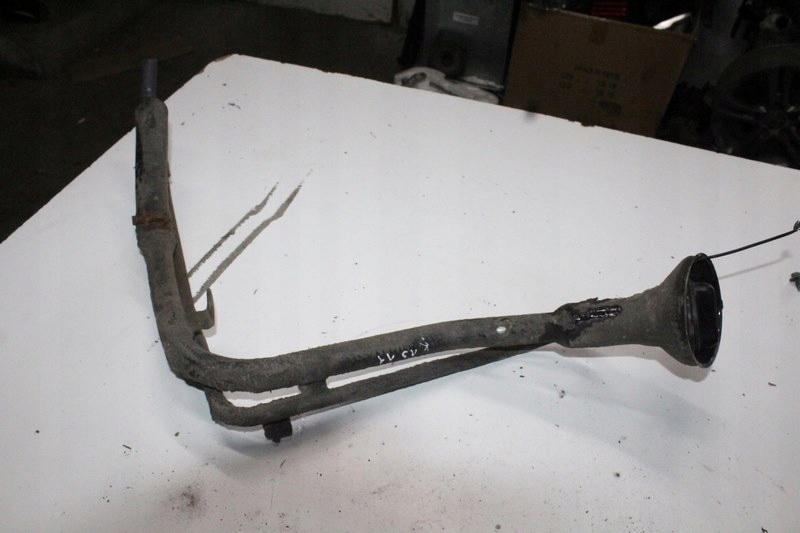 фото №1, Nissan micra k13 1.2 dig труба заливної заливна горловина пального