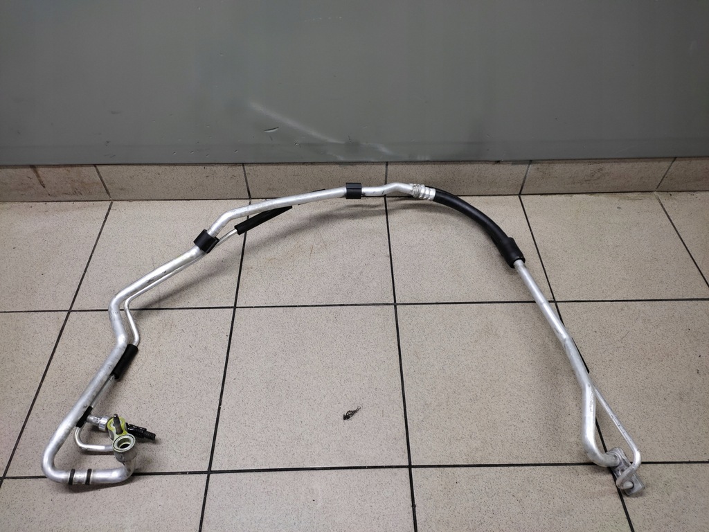 фото №2, Opel signum 2.2 d шланг трубка кондиціонера