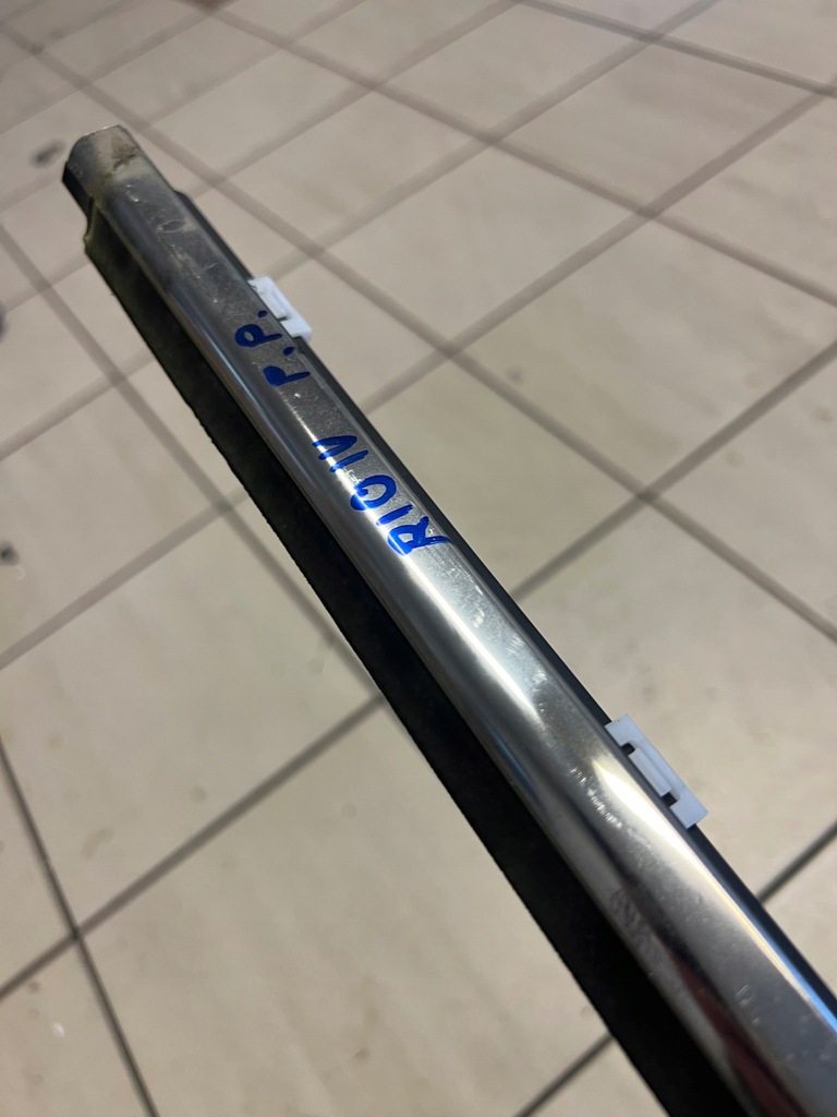 фото №5, Kia rio iv 17-20 молдинг уплотнитель правая перед