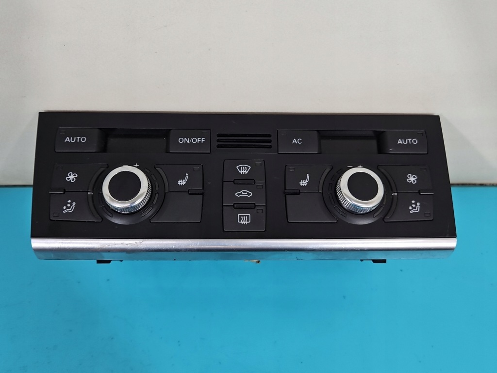 фото №1, Панель обдув консоль перед audi q7 4l 4f1820043al