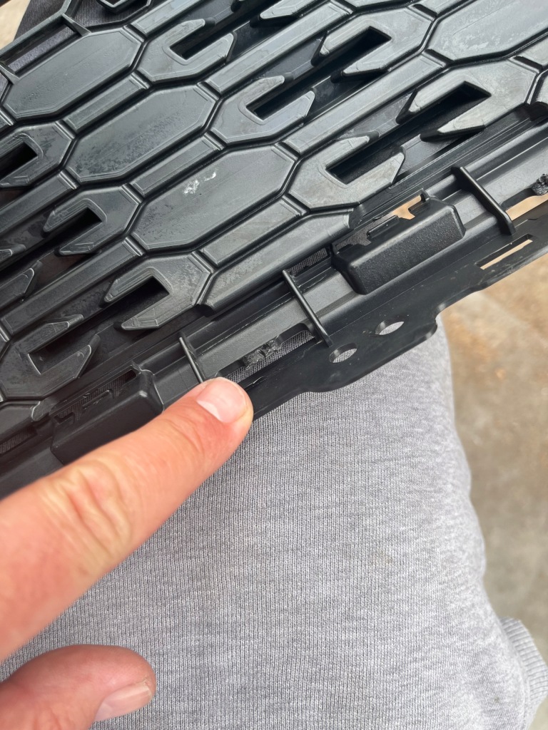 фото №12, Seat ibiza 6f 5 v fr 2017- решётка радиатора решётка радиатора оригинальный номер 6f0853654c