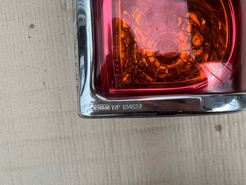 фото №3, Toyota rav4 ii lift лампа правая задняя задняя хром