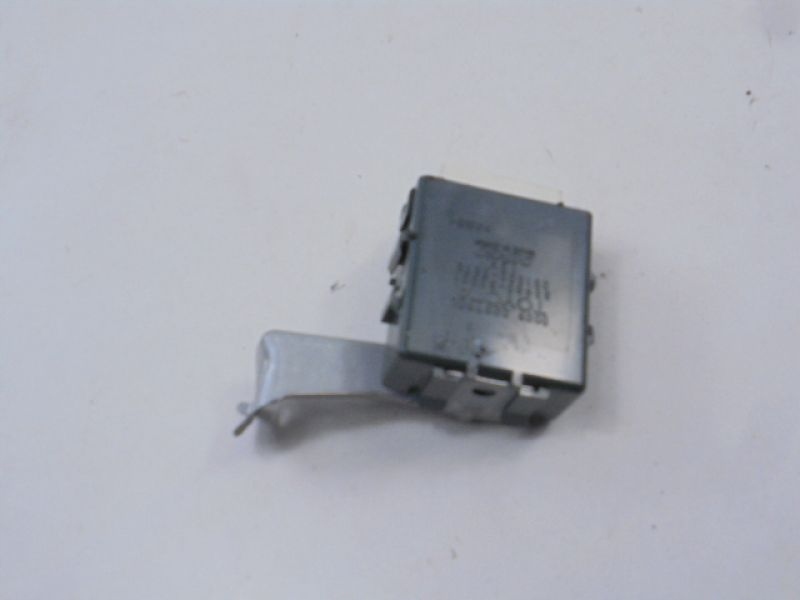 фото №6, Toyota yaris i модуль центрального замка 85980-52031