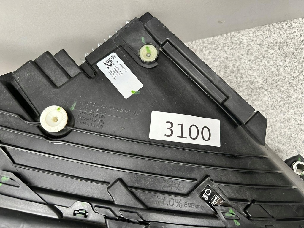 фото №8, Mercedes eqs suv 296 x296 usa digital light a2969063002 правая комплектная