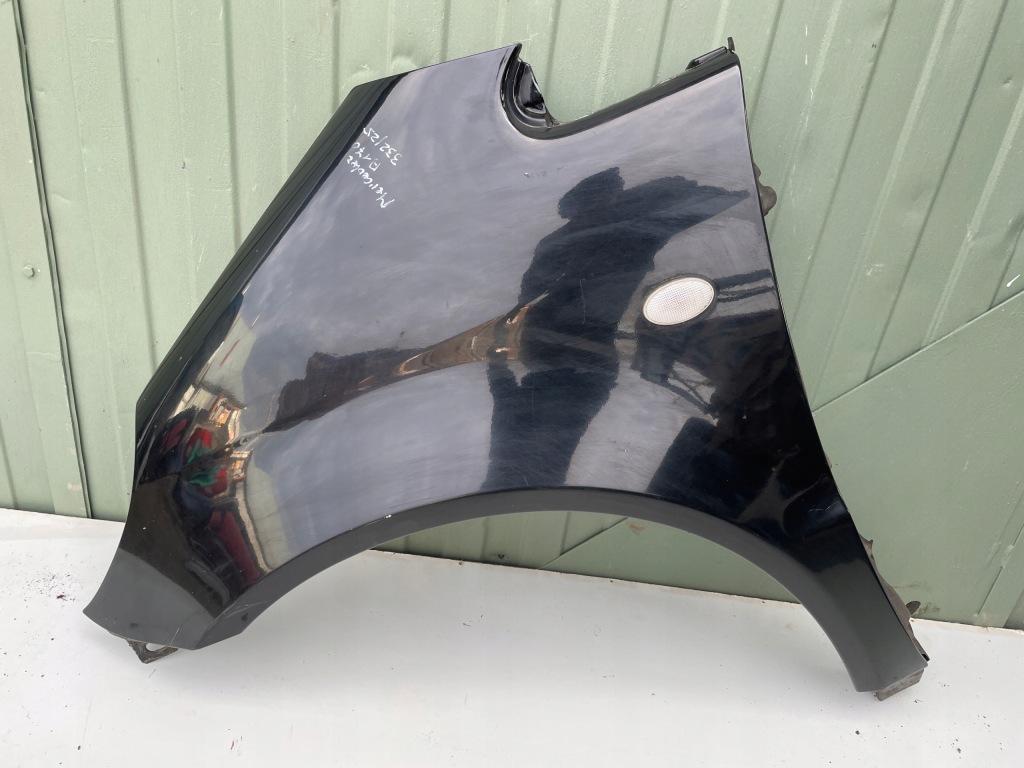 Купити Mercedes w168 a klasa крила лівий перед 696